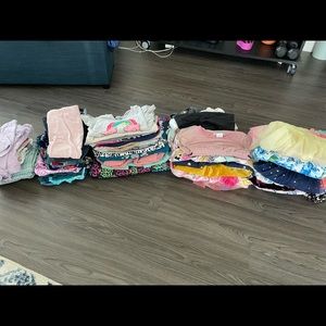 Great Condition - Huge Lot Of 2T / 24 Months Girl Clothes